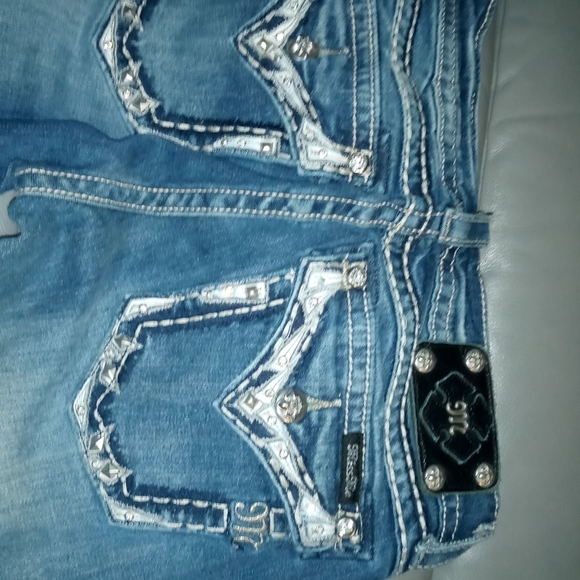 7 pairs of Miss Me jeans size 28 - Picture 9 of 11